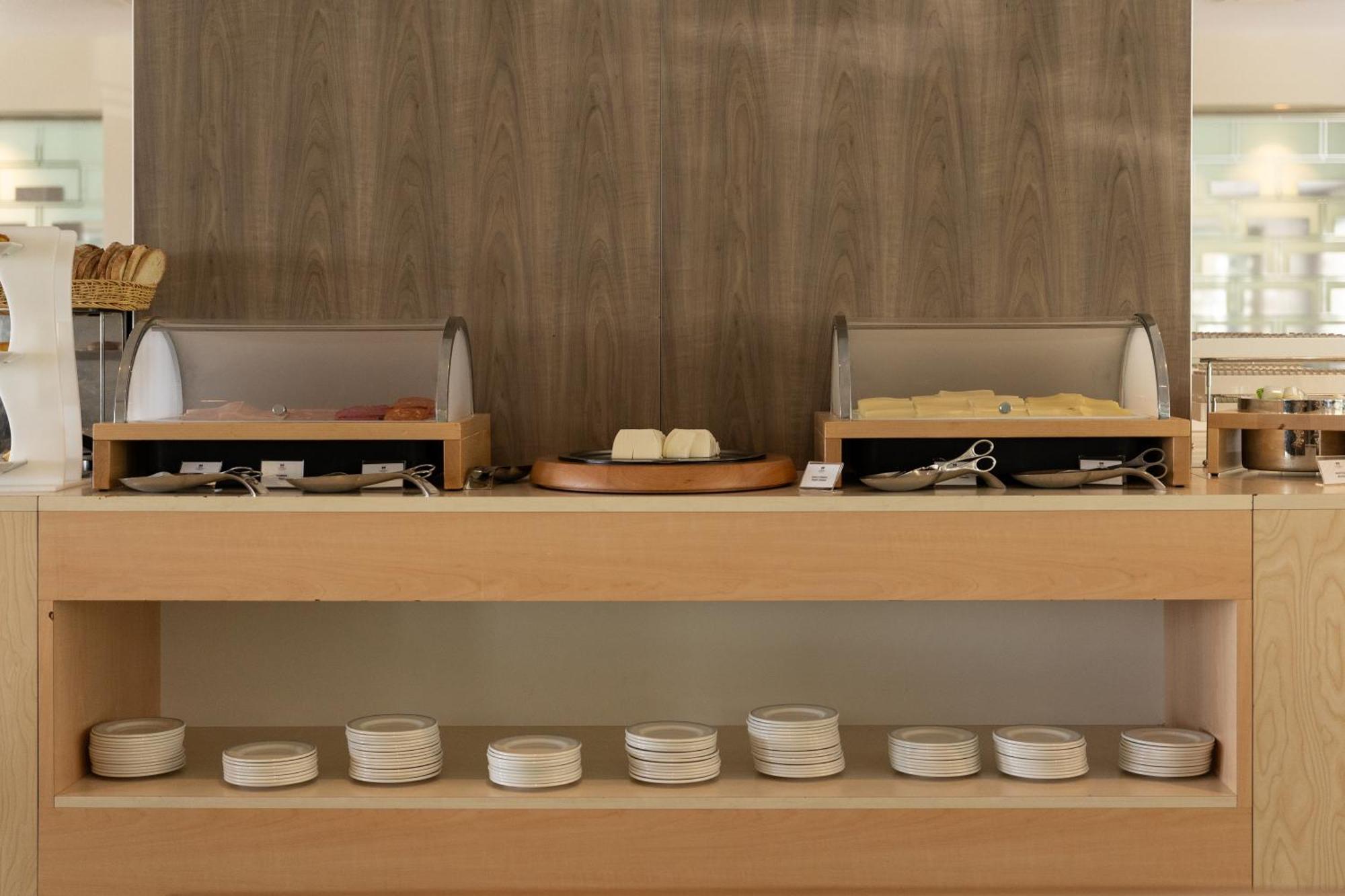 De Business & Hotel Guimarães